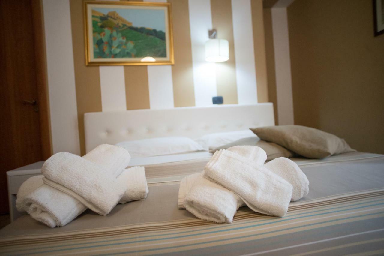 B&B Kolymbetra Agrigento Buitenkant foto